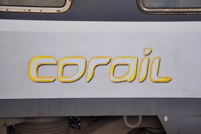 Corail ロゴ