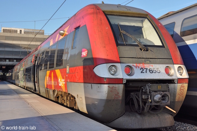 TER Languedoc-Roussillon塗装の Z27500型