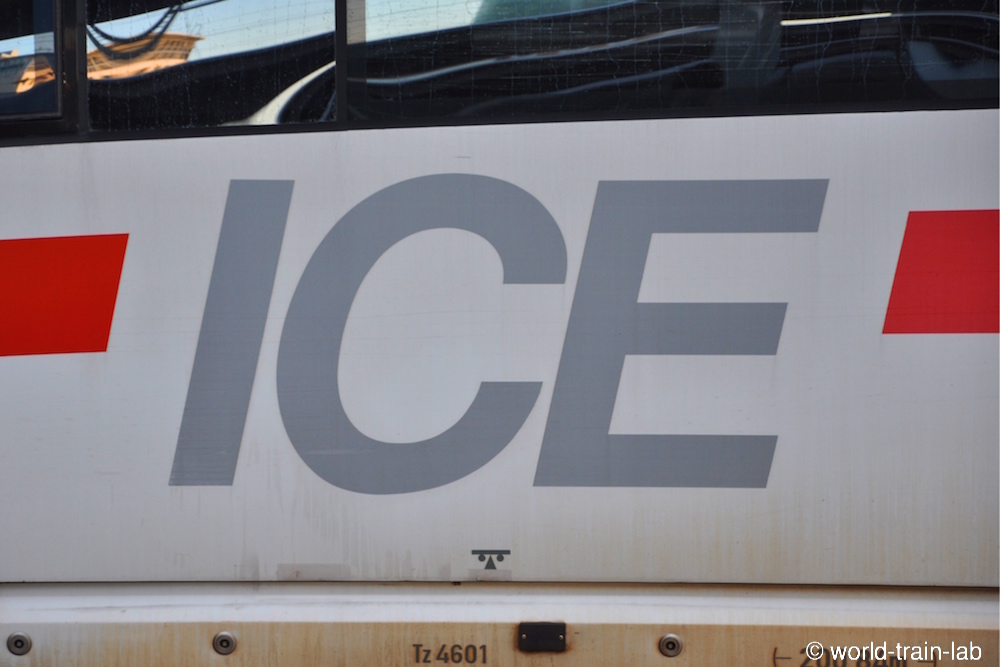 ICE ロゴ